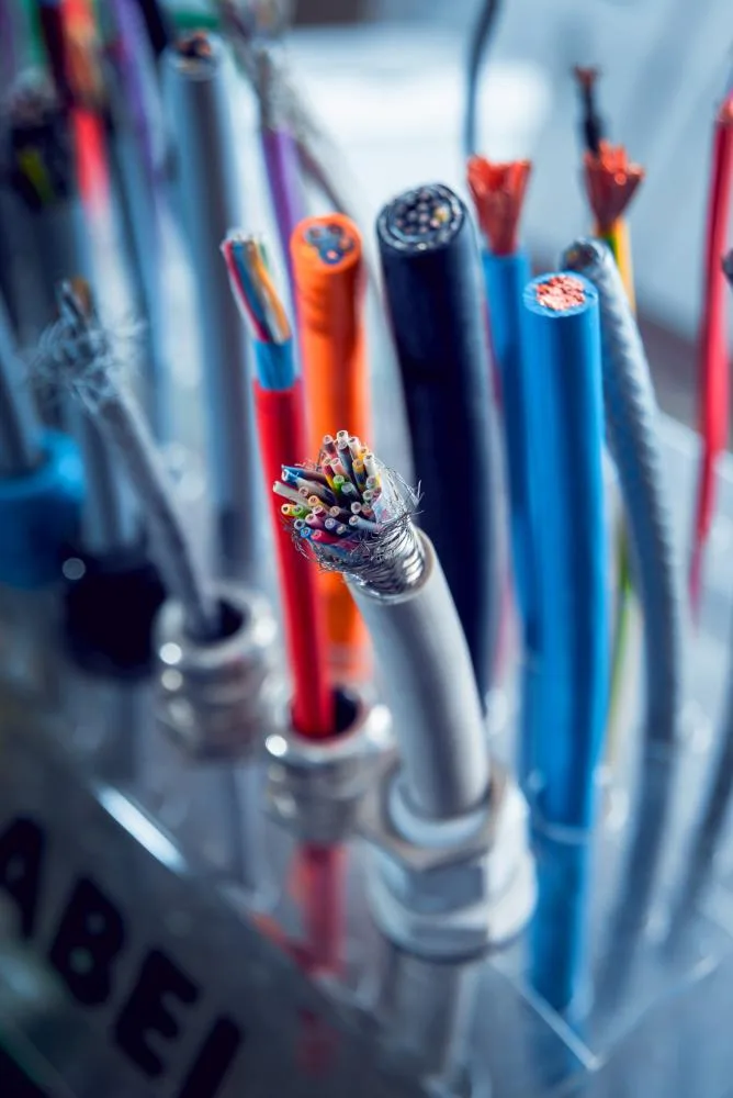 Usos de los cables de control